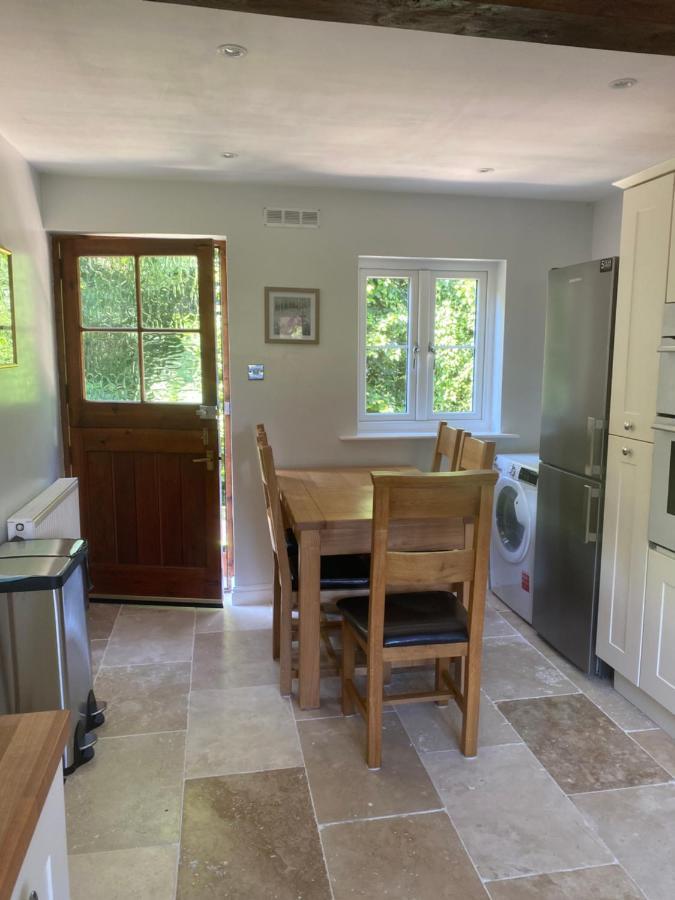 Honeysuckle Cottage Херфорд Екстериор снимка